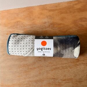 Yogitoes Skidless Yoga Mat Towel (Flight)